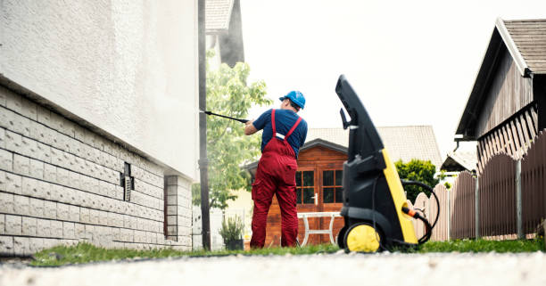 Best Driveway Pressure Washing  in Sneads, FL